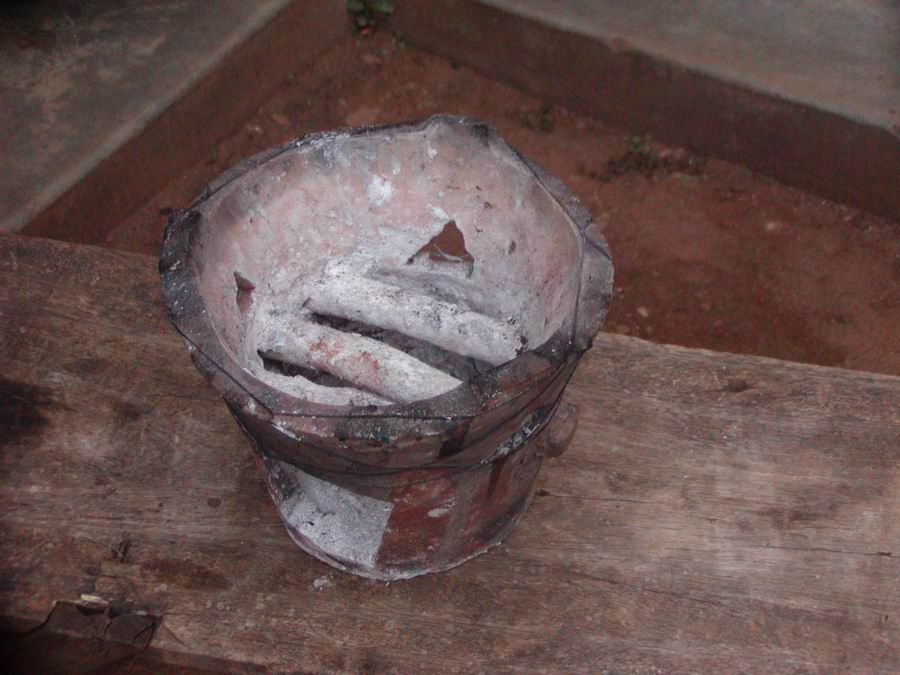 fornello in terracotta